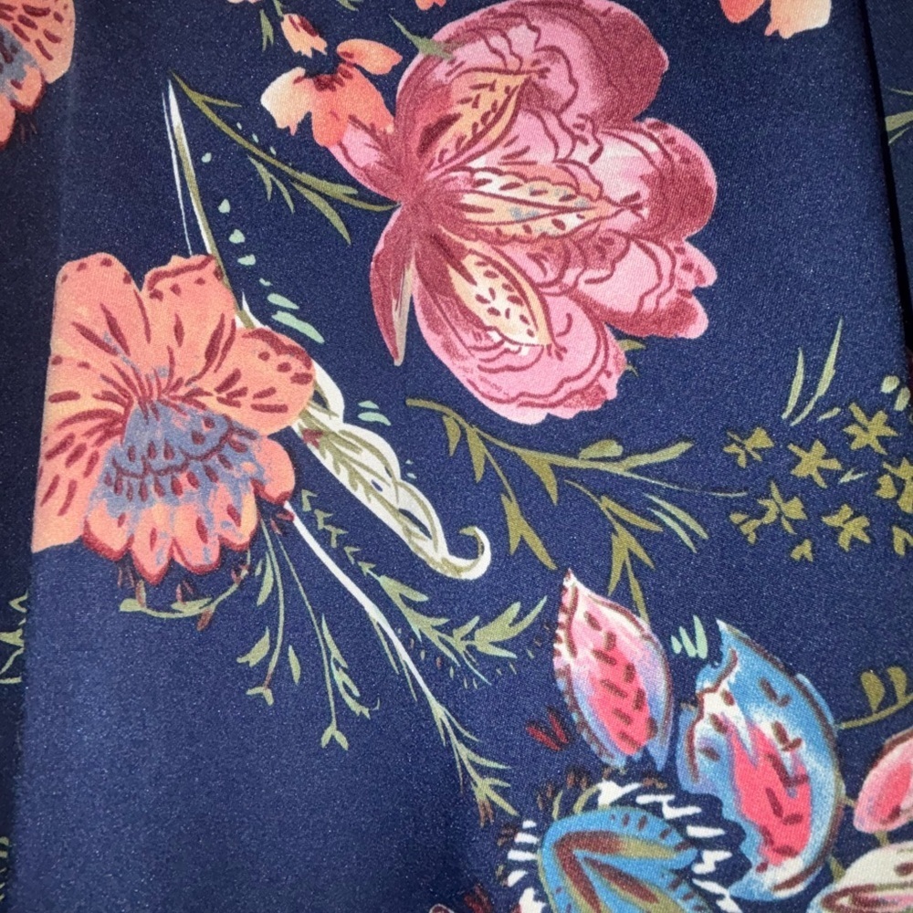 Umgee Black Floral Short Sleeve Blouse | Size L |Boho Chic Tunic Top - Picture 3 of 4